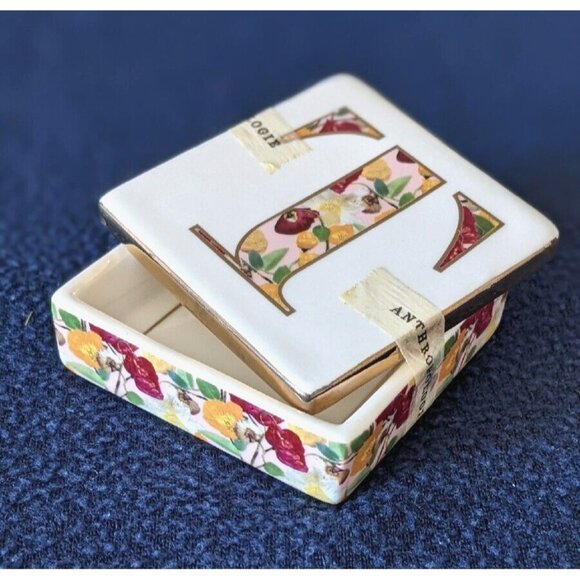 T-Monogram Anthropologie Trinket Box Porcelain White Gold Floral 2 3/4* 2 3/4*1" - Picture 1 of 8